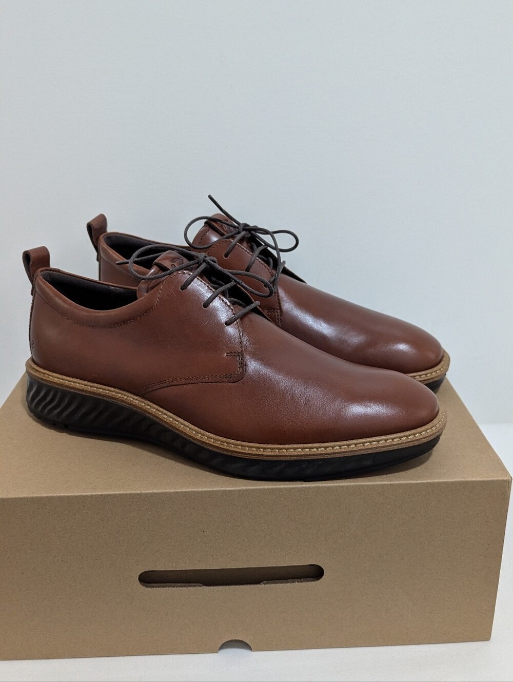 Ecco ST.1 Hybrid Cognac Brown Leather Derby Shoes with Black Sole
